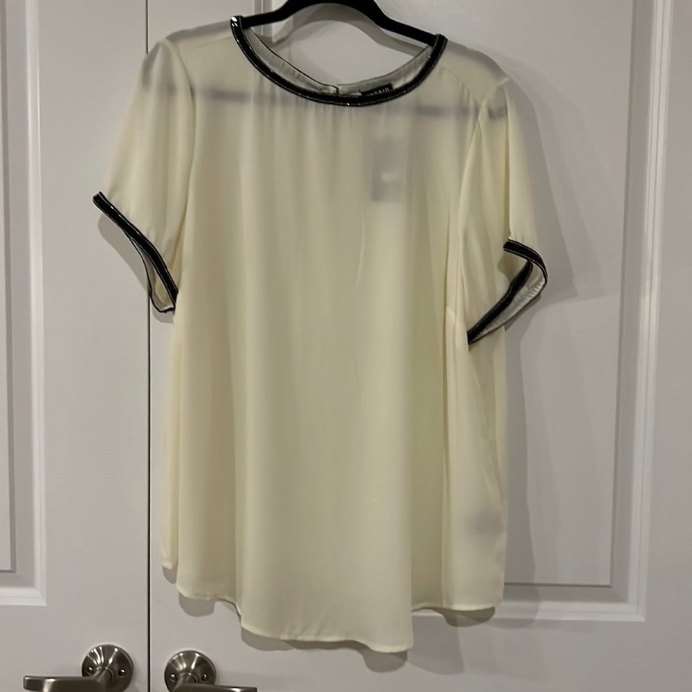 TORRID size 1 abbey Georgette embellished blouse ivory